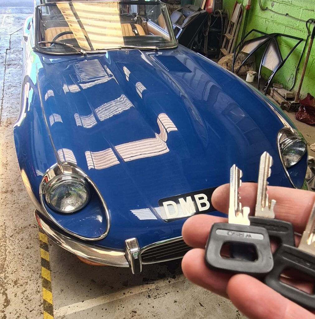 Jag E type